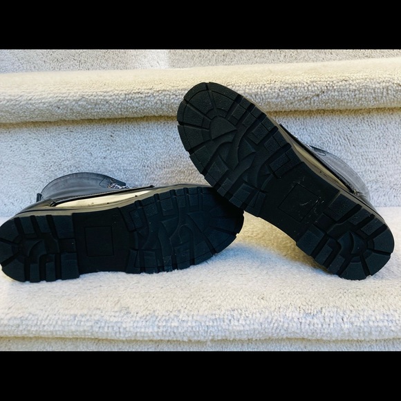 ✨Dirty Laundry Combat Boots✨ - Picture 7 of 15